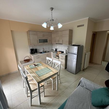R Apartment นาฟปาคตอส ภายนอก รูปภาพ