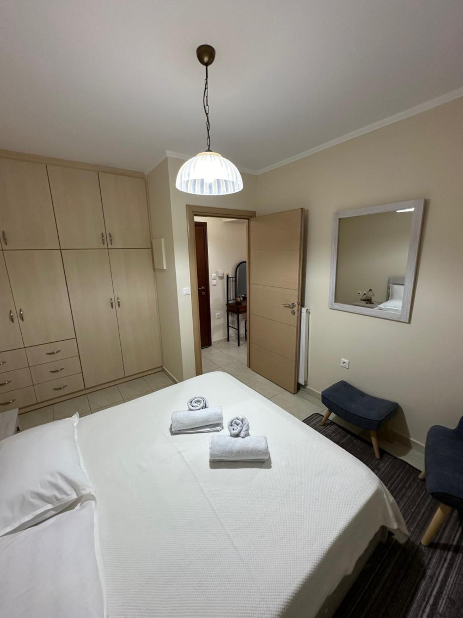 R Apartment นาฟปาคตอส ภายนอก รูปภาพ